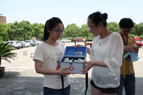 太阳城娱乐
举行医疗急救知识讲解和灭火演练.jpg